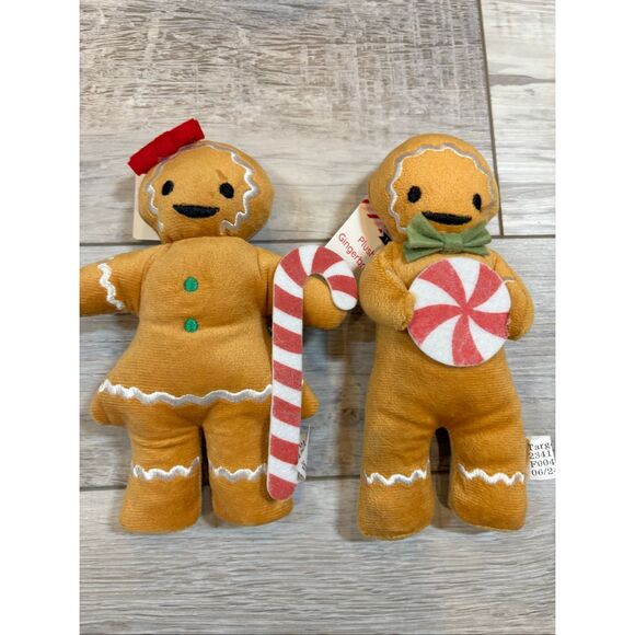 Target Bullseye Gingerbread Men Plush and Peppermint Cookie Jar Christmas Decor - Picture 5 of 10